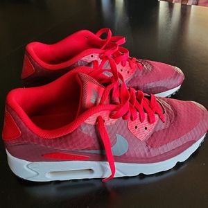 Nike Air Max 90 Ultra Essential